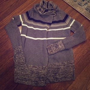 Girls size 8 Ivavva by Lululemon cardigan